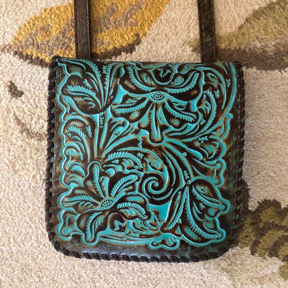 Patricia Nash Turquoise Leather Crossbody 🤩